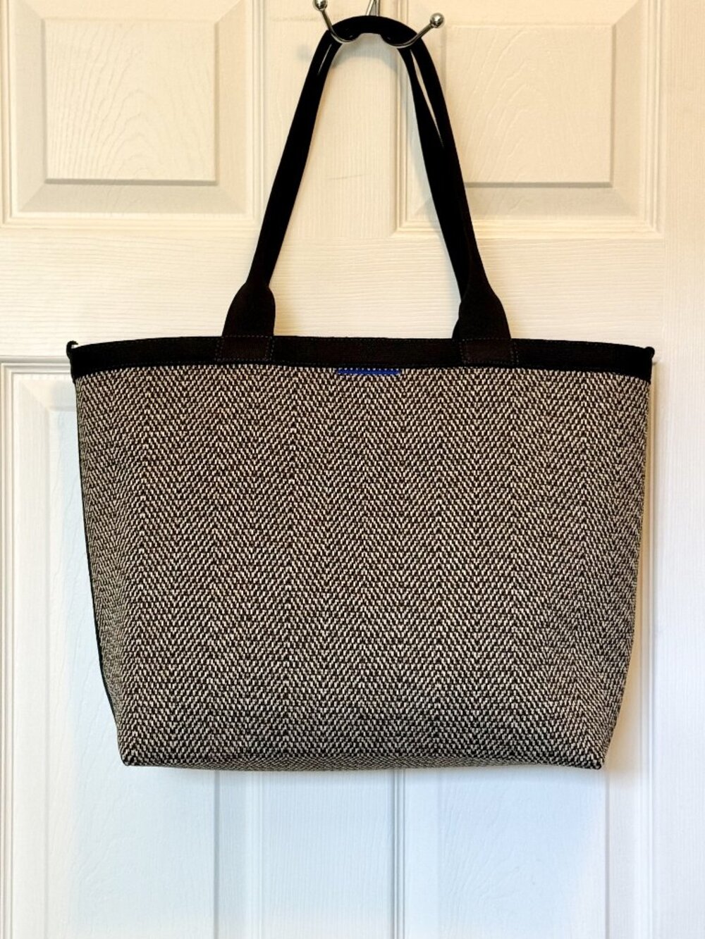 Rothy's Lightweight Zip Tote - Cacao Herringbone